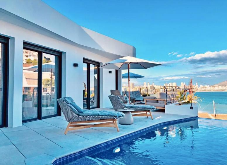 Luxurioeses Apartment In Benidorm Mit Pool 外观 照片